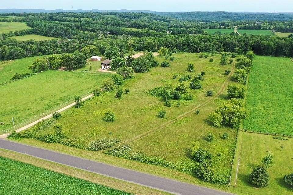9.85 Acres of Land for Sale in Poynette, Wisconsin