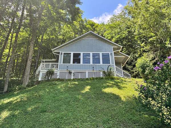 2.36 Acres of Residential Land with Home for Sale in Newland, North Carolina