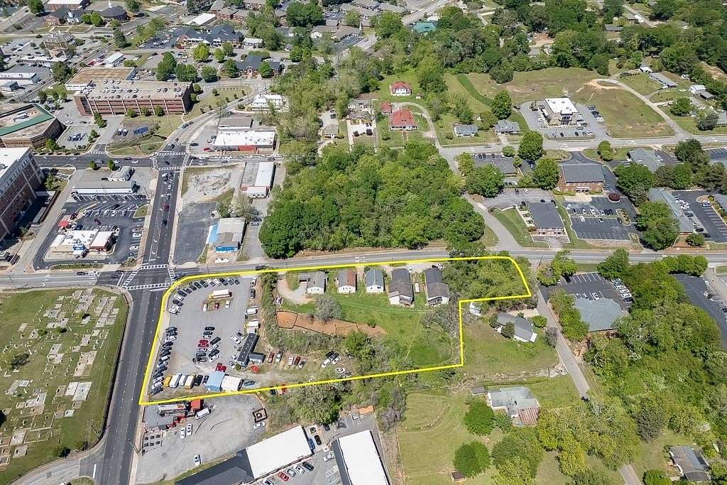 3 Acres of Improved Commercial Land for Sale in Cumming, Georgia