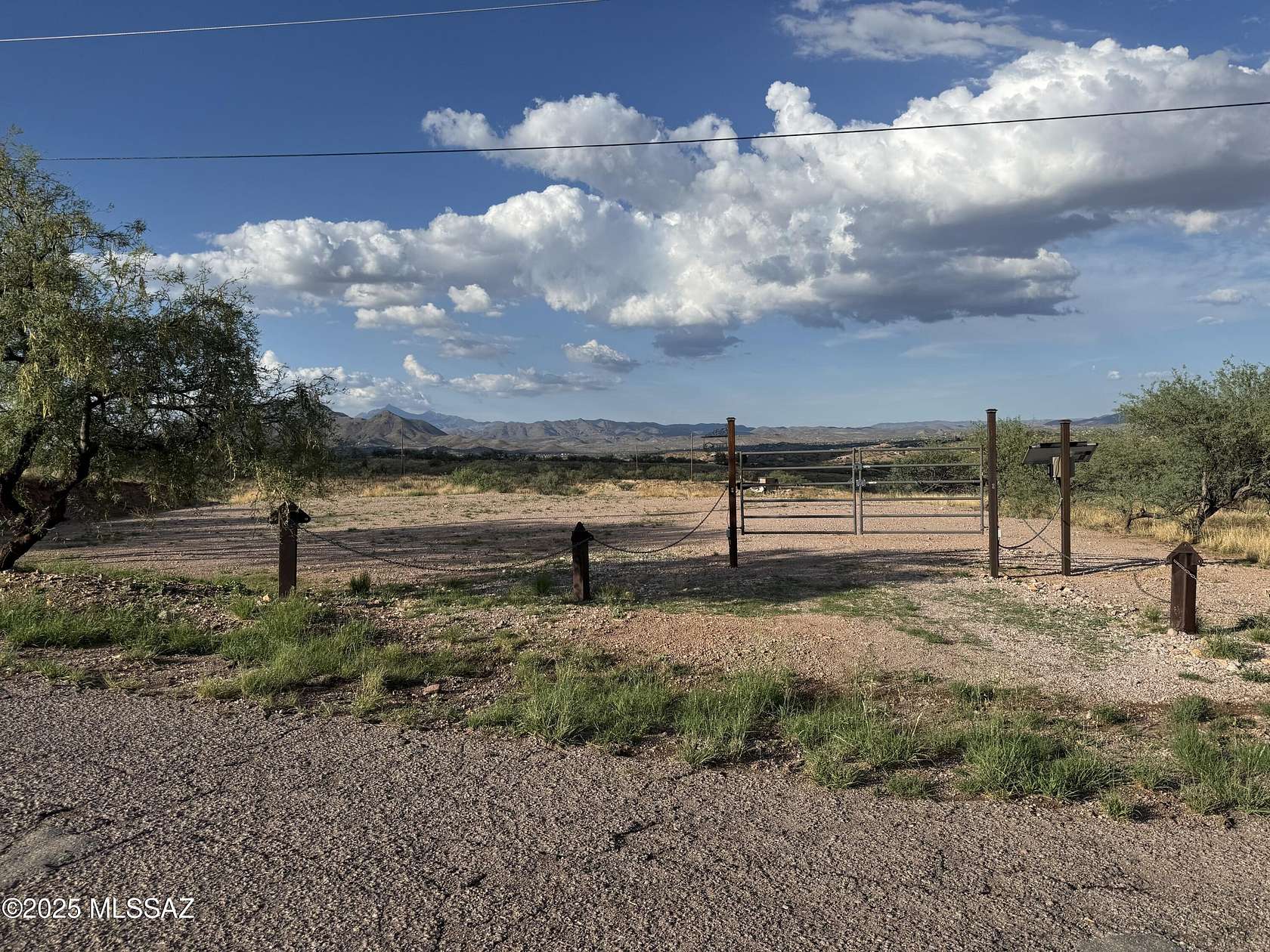 1 Acre of Residential Land for Sale in Rio Rico, Arizona