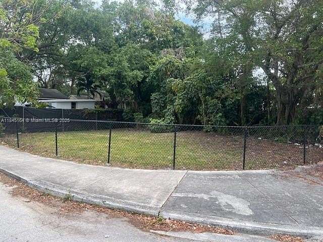 0.06 Acres of Residential Land for Sale in Miami, Florida