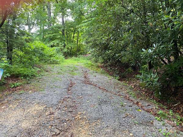 2.7 Acres of Residential Land for Sale in Hendersonville, North Carolina