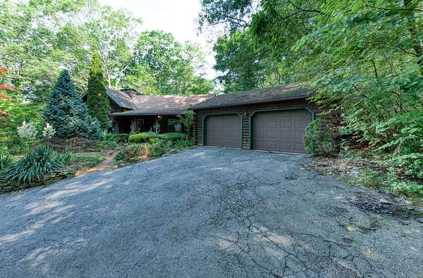 6 Acres of Residential Land with Home for Sale in Canterbury, Connecticut