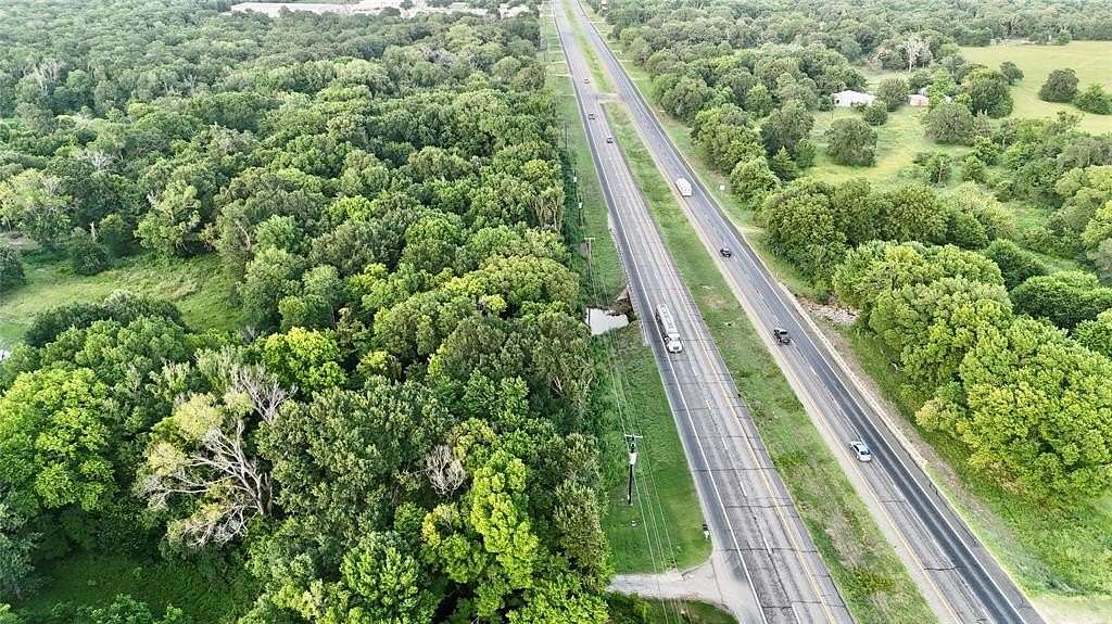 5.19 Acres of Residential Land for Sale in Malakoff, Texas