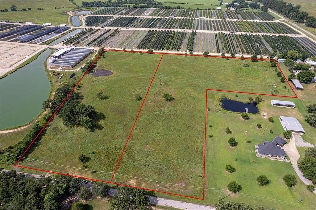 7.83 Acres of Agricultural Land for Sale in Van, Texas
