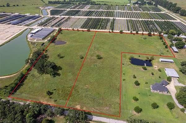 7.83 Acres of Agricultural Land for Sale in Van, Texas