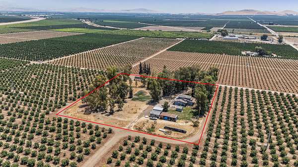 3 Acres of Residential Land with Home for Sale in Visalia, California