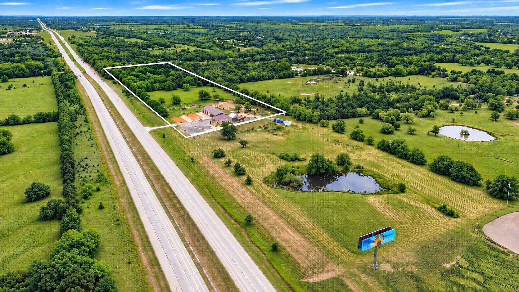 12 Acres of Improved Commercial Land for Sale in Sherman, Texas