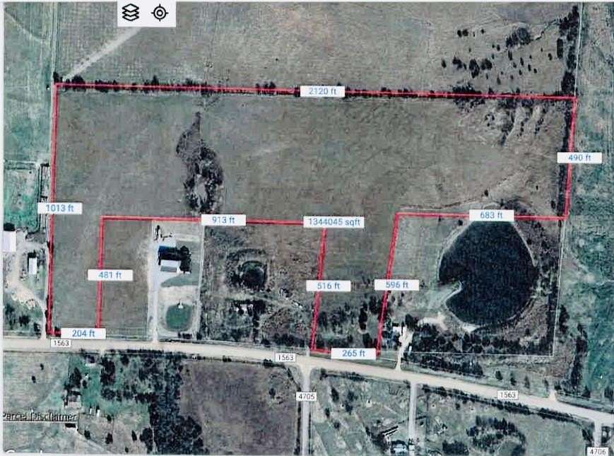 30 Acres of Agricultural Land for Sale in Commerce, Texas