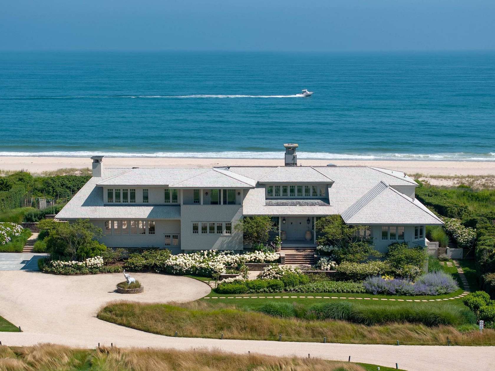 2.1 Acres of Land with Home for Sale in Sagaponack, New York