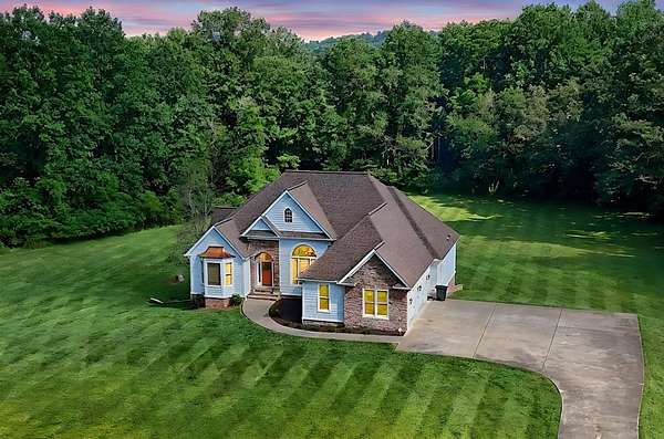 4.26 Acres of Residential Land with Home for Sale in Blairsville, Georgia