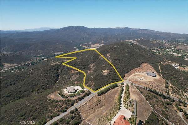 21.3 Acres of Land for Sale in Murrieta, California