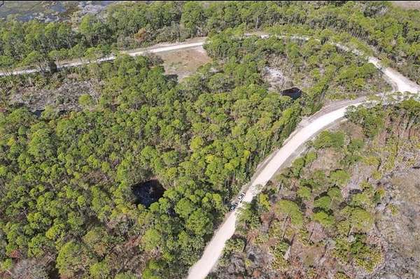 1.32 Acres of Residential Land for Sale in Cedar Key, Florida