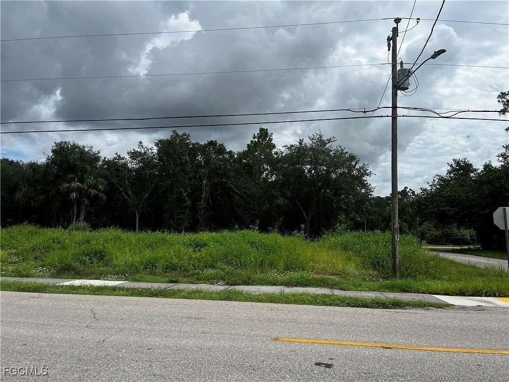 0.25 Acres of Residential Land for Sale in Lehigh Acres, Florida