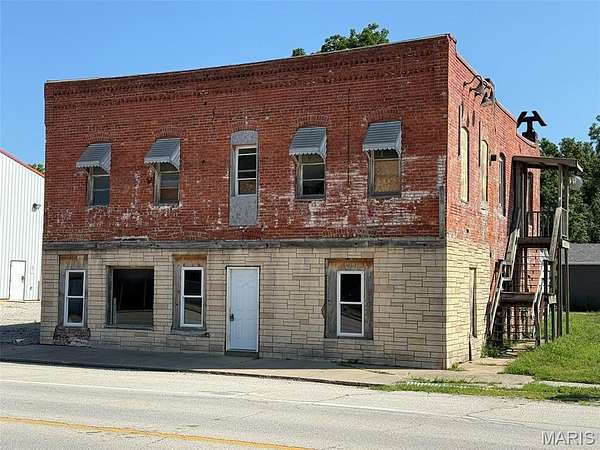 0.11 Acres of Commercial Land for Sale in Coffeen, Illinois