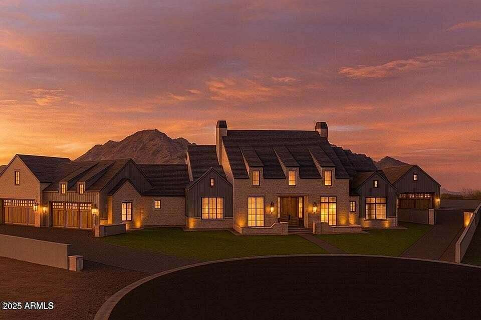 2.25 Acres of Residential Land with Home for Sale in Queen Creek, Arizona