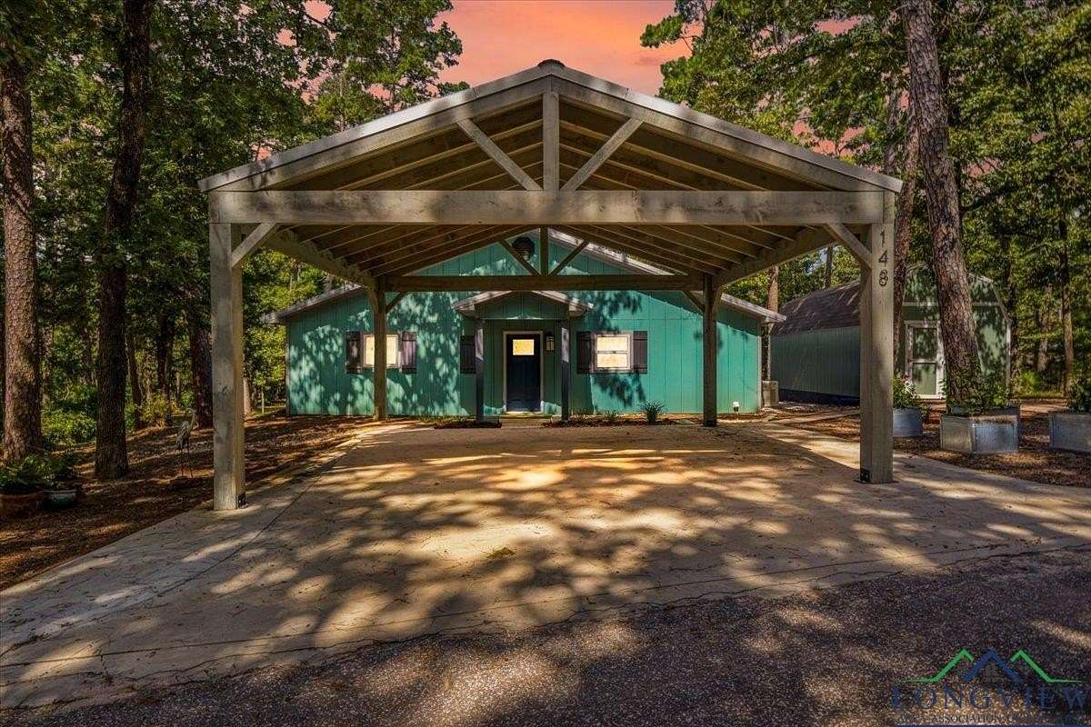 2 Acres of Residential Land with Home for Sale in Winnsboro, Texas