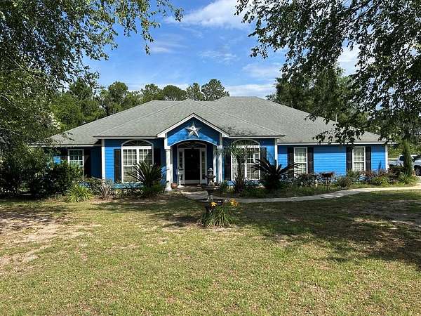 2.65 Acres of Residential Land with Home for Sale in Boston, Georgia