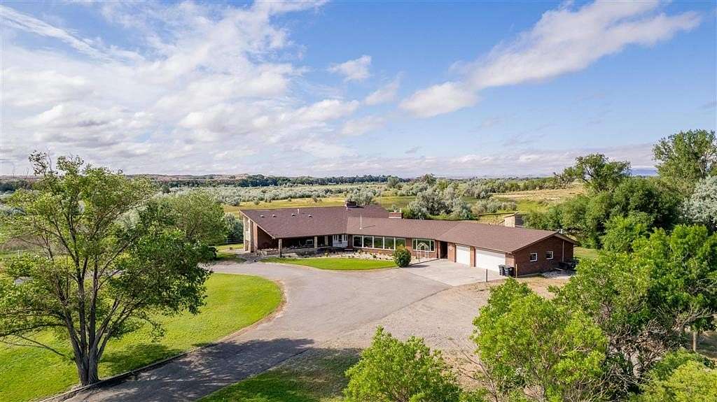 21 Acres of Land with Home for Sale in Byron, Wyoming