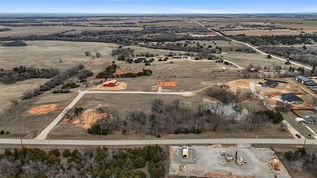2 Acres of Residential Land for Sale in El Reno, Oklahoma