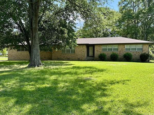 1.5 Acres of Residential Land with Home for Sale in White Hall, Arkansas