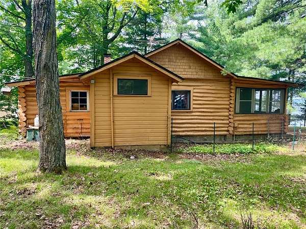 0.95 Acres of Improved Residential Land for Sale in McGregor, Minnesota