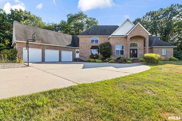 51.6 Acres of Recreational Land with Home for Sale in Athens, Illinois