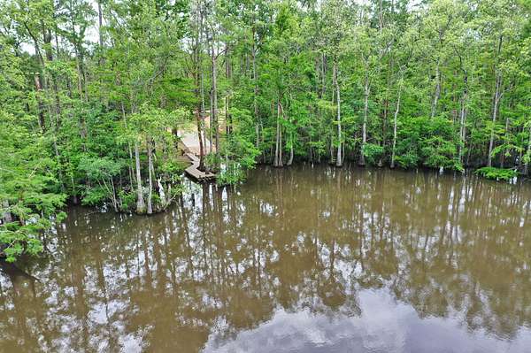 25 Acres of Recreational & Residential Land for Sale in Killian, Louisiana