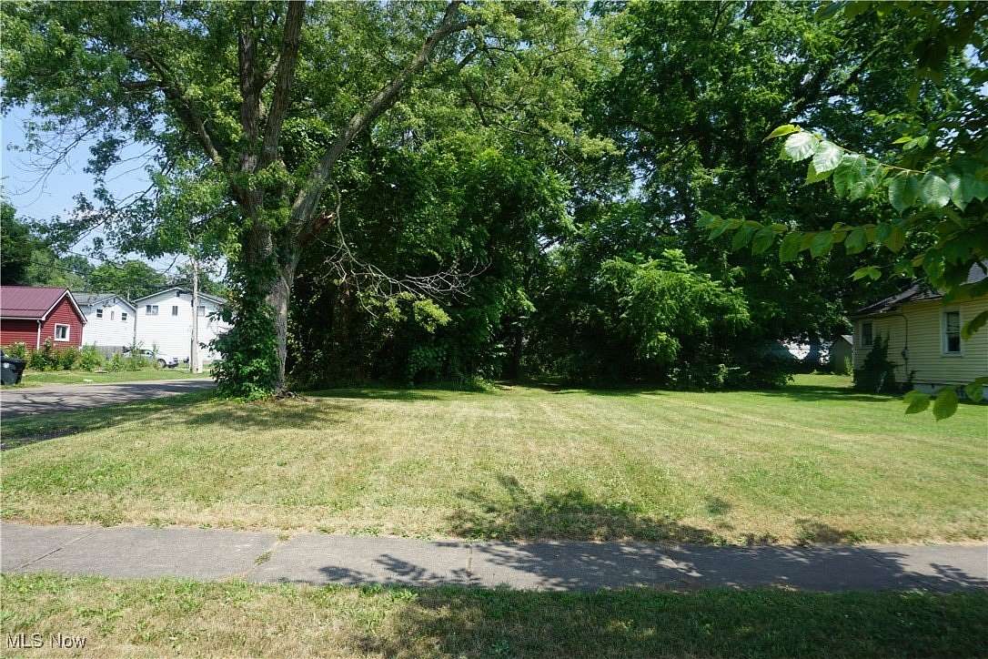 0.1 Acres of Residential Land for Sale in Akron, Ohio
