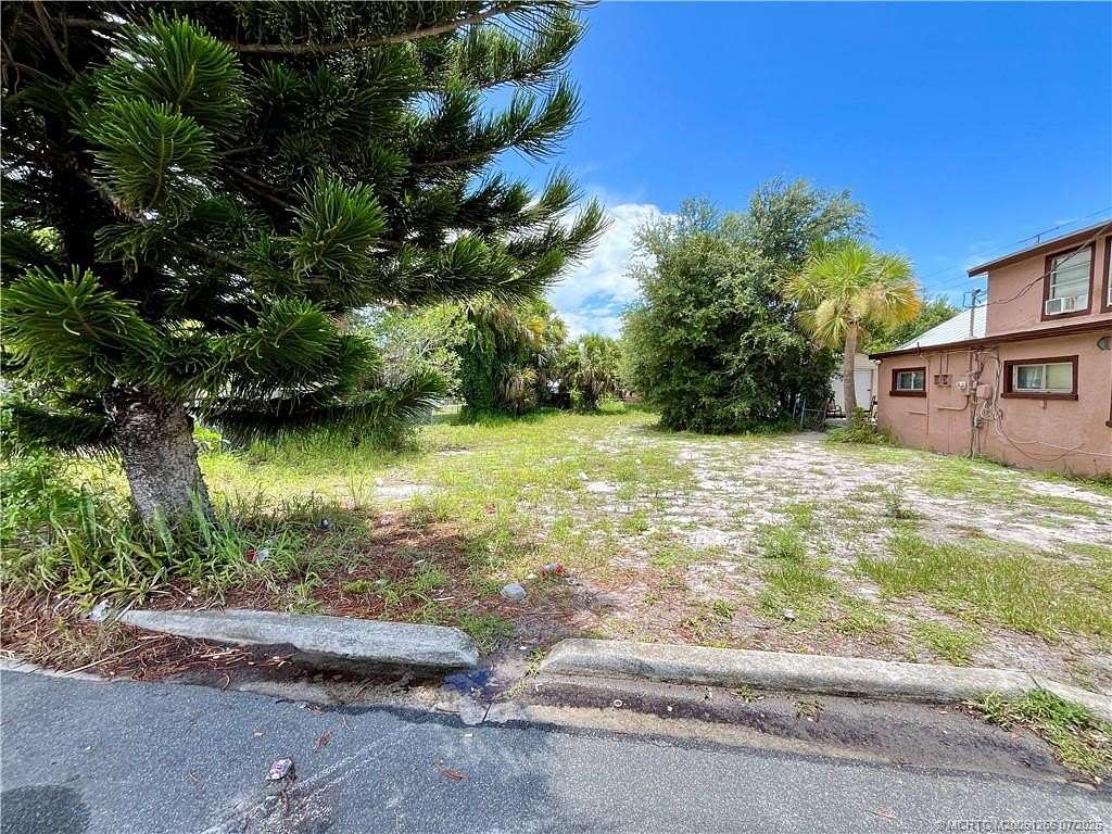 0.12 Acres of Commercial Land for Sale in Stuart, Florida