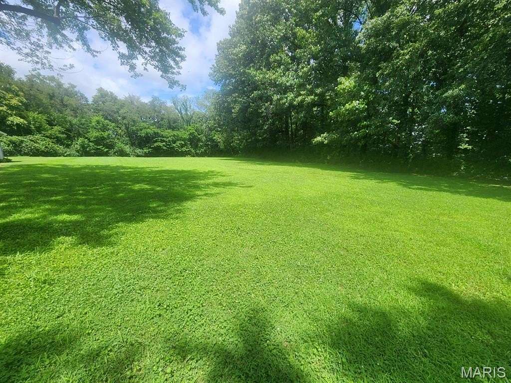 3.3 Acres of Residential Land for Sale in Vandalia, Illinois