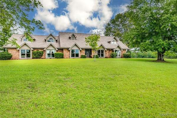 12 Acres of Land with Home for Sale in Montgomery, Alabama