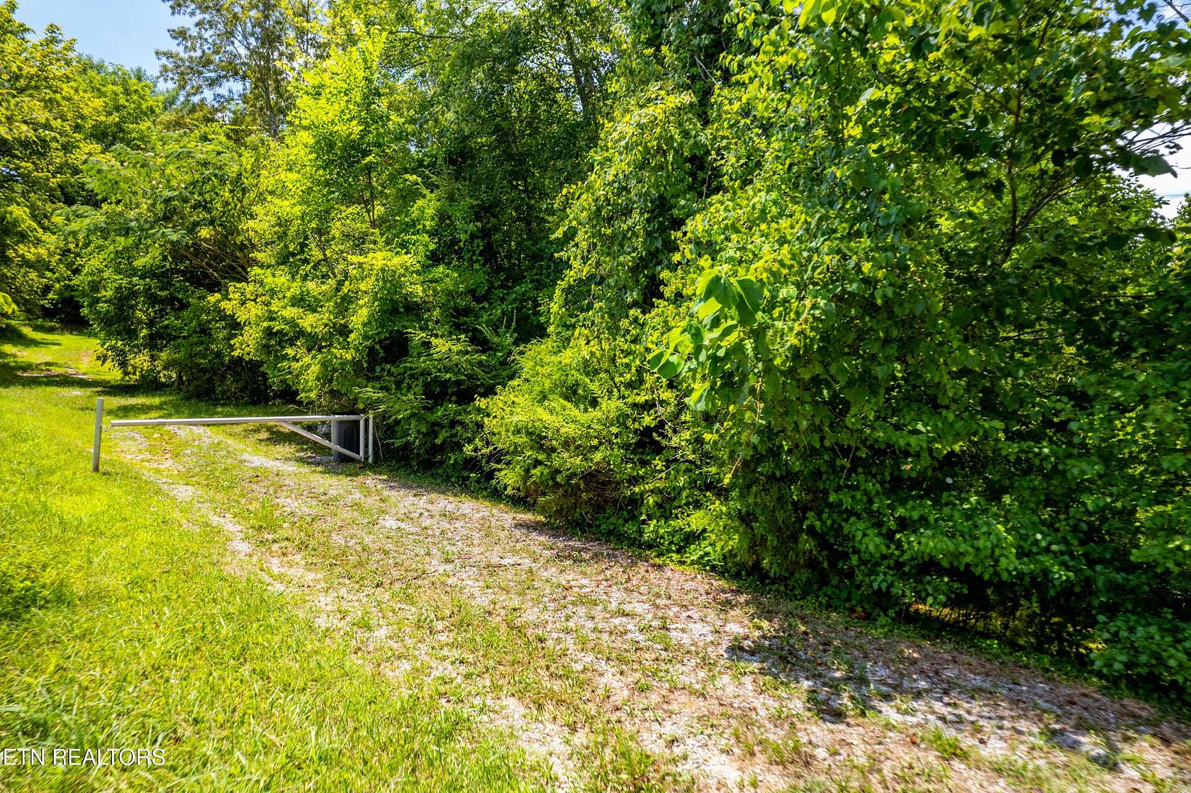 1.1 Acres of Residential Land for Sale in Rockwood, Tennessee