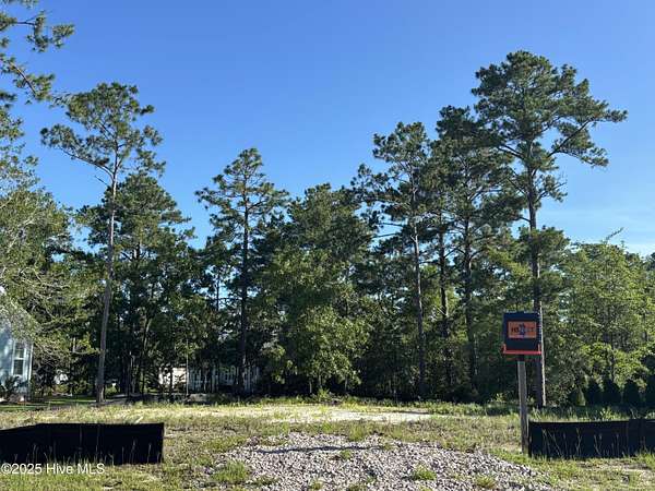 0.94 Acres of Residential Land for Sale in Bolivia, North Carolina