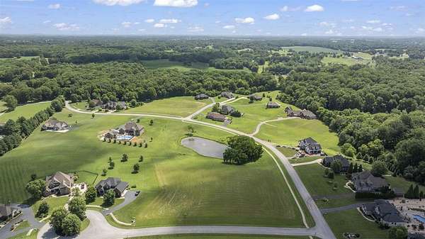 1 Acre of Land for Sale in Alvaton, Kentucky