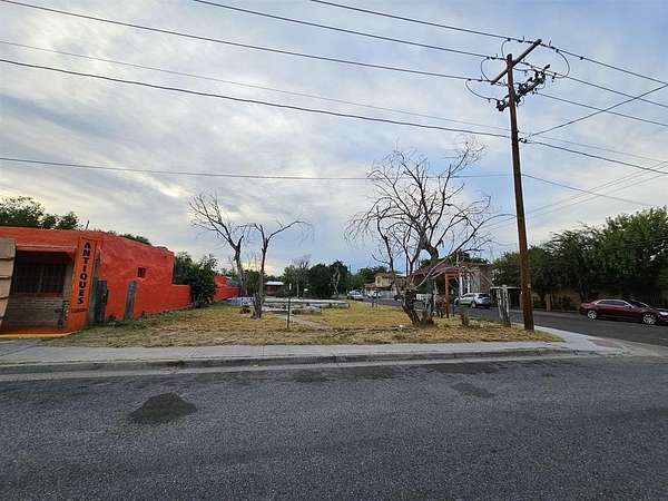 0.13 Acres of Commercial Land for Lease in Laredo, Texas