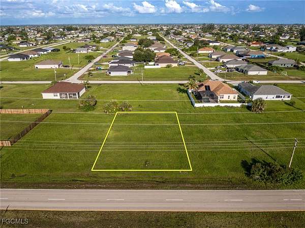 0.23 Acres of Commercial Land for Sale in Cape Coral, Florida