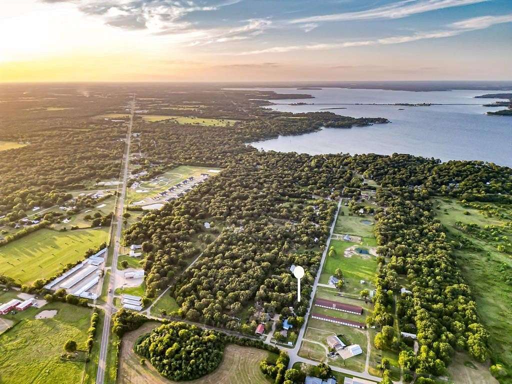 2 Acres of Residential Land for Sale in Tool, Texas