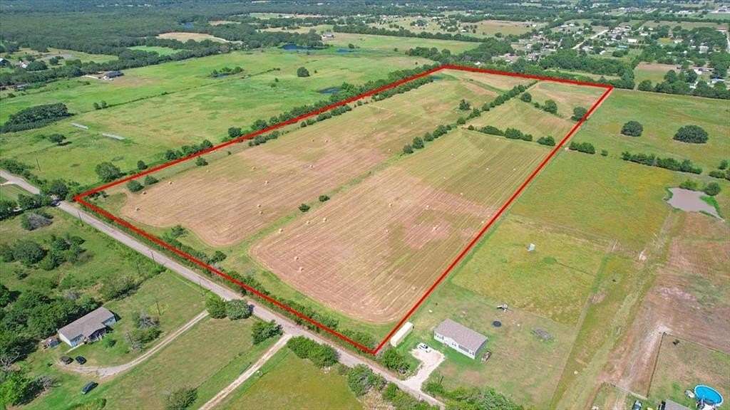 31 Acres of Recreational Land for Sale in Quinlan, Texas