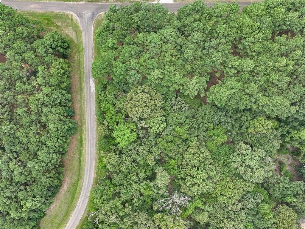 2 Acres of Residential Land for Sale in LaRue, Texas