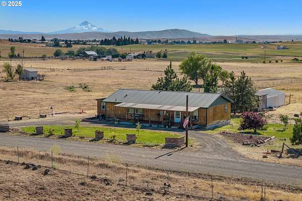 5 Acres of Land with Home for Sale in Goldendale, Washington