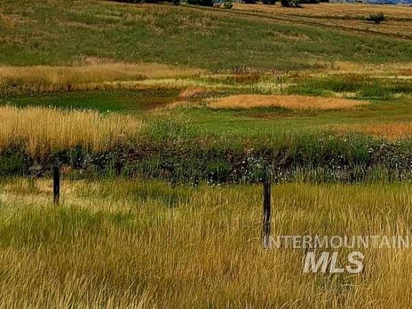 11.6 Acres of Land for Sale in Mesa, Idaho