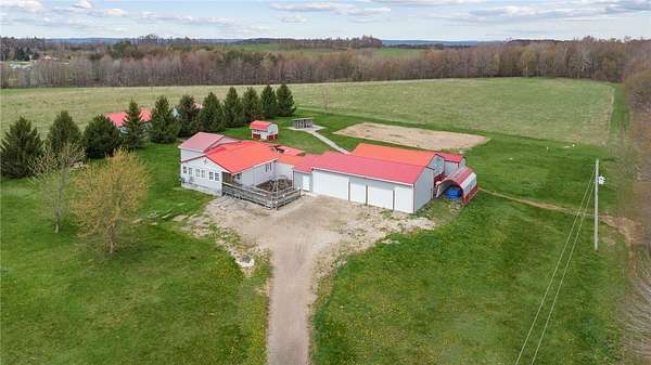 32 Acres of Agricultural Land with Home for Sale in Banks Township, Pennsylvania