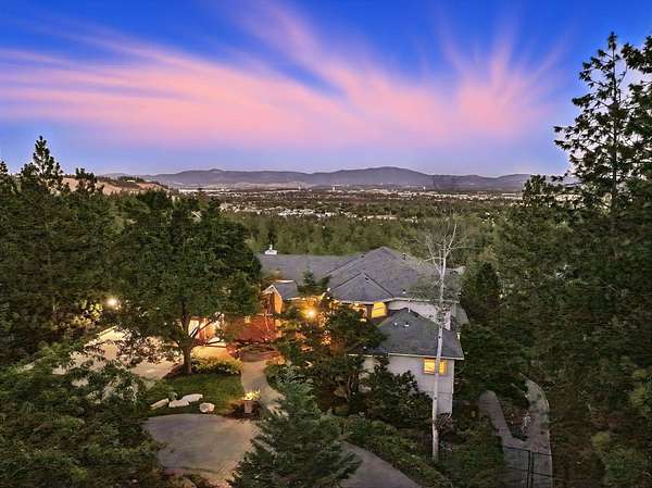 4.4 Acres of Residential Land with Home for Sale in Spokane, Washington