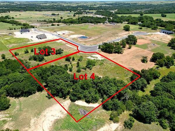 3.58 Acres of Residential Land with Home for Sale in Decatur, Texas