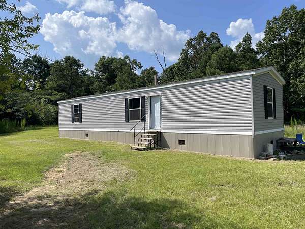 3 Acres of Land with Home for Sale in Hamilton, Alabama