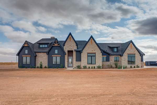 3.35 Acres of Residential Land with Home for Sale in Ropesville, Texas