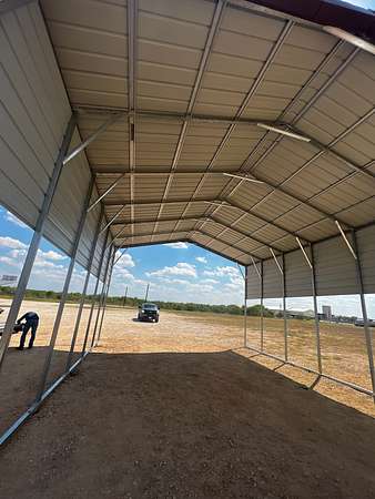 10 Acres of Commercial Land for Sale in Pleasanton, Texas