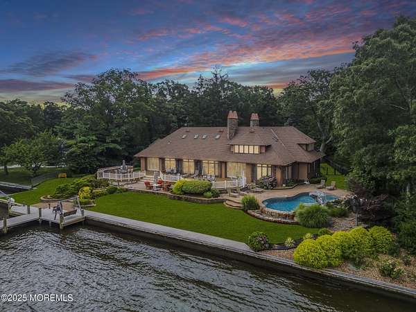 4.23 Acres of Residential Land with Home for Sale in Bayville, New Jersey