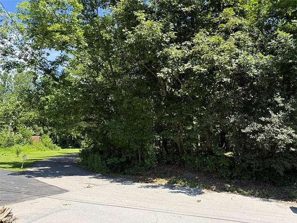 0.34 Acres of Residential Land for Sale in Hyde Park, New York